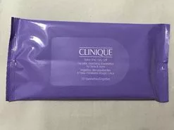 Clinique Take The Day Off Micellar Cleansing Towelettes For Face & Eyes -10 Sheets