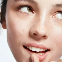 Clinique Moisture Surge Lip Hydro-Plump Treatment 7 Clinique Moisture Surge Lip Hydro-Plump Treatment -Clinique Sales global images 192333002261 3